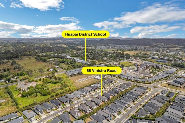 Photo of property in 66 Vinistra Road, Kumeu, 0810