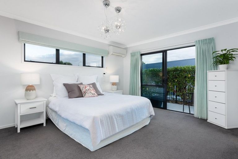 Photo of property in 122 Oteki Park Drive, Welcome Bay, Tauranga, 3112