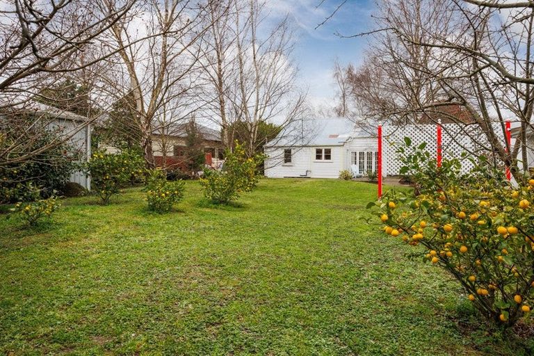 Photo of property in 86 Grey Street, Woodville, 4920