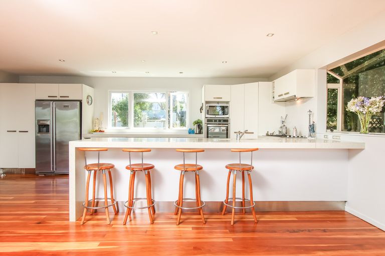 Photo of property in 6 Parker Avenue, New Lynn, Auckland, 0600