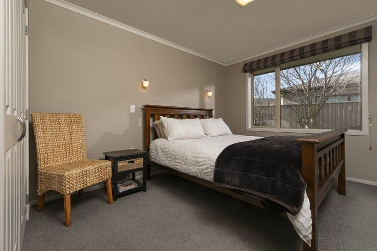 Photo of property in 2 Mckellar Court, Cromwell, 9310