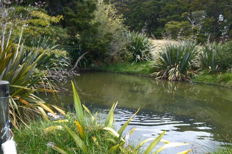 Photo of property in 240 Pukeatua Road, Maungatapere, Whangarei, 0179