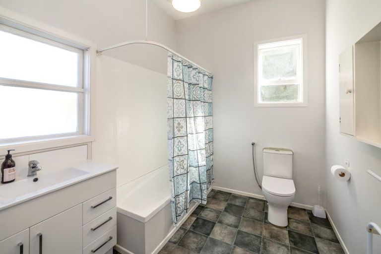 Photo of property in 99 Bentley Street, Masterton, 5810