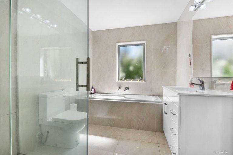 Photo of property in 76b Glamorgan Drive, Torbay, Auckland, 0630