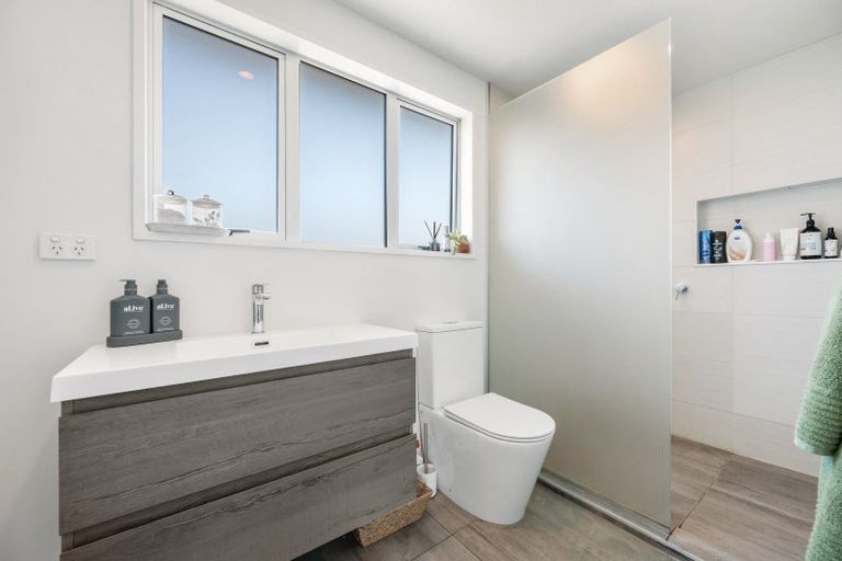 Photo of property in 108 Kings Drive, Wanaka, 9305
