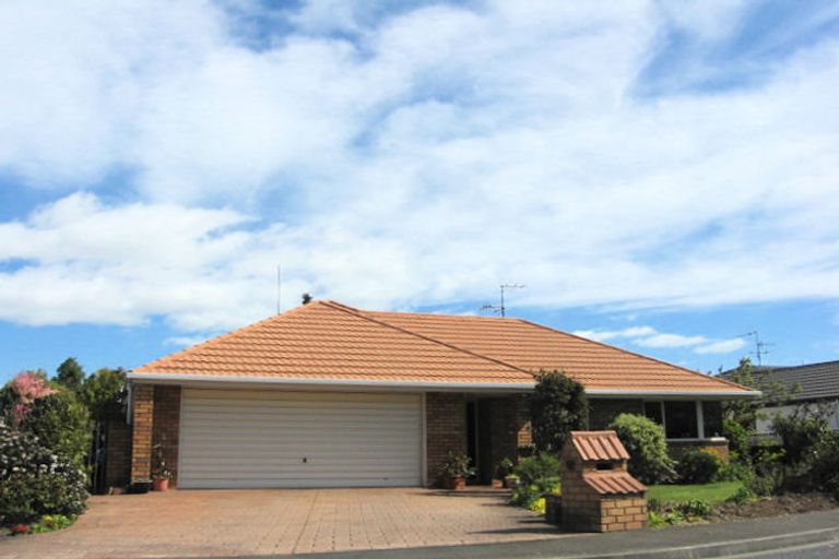 Photo of property in 92 Kingsford Drive, Stoke, Nelson, 7011