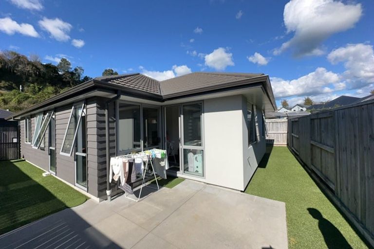 Photo of property in 32 Pakanga Grove, Pyes Pa, Tauranga, 3112