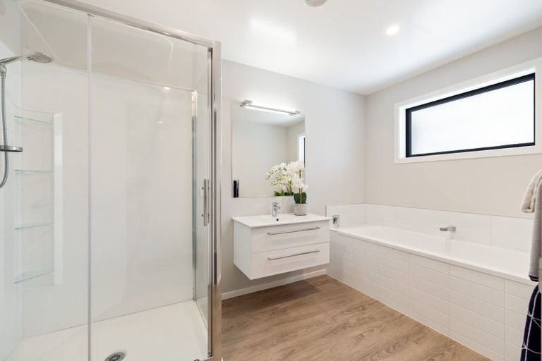 Photo of property in 15 Johnson Avenue, Amberley, 7410