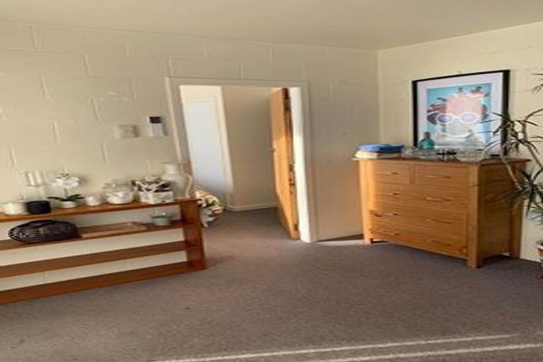 Photo of property in 221 Queens Drive, Windsor, Invercargill, 9810