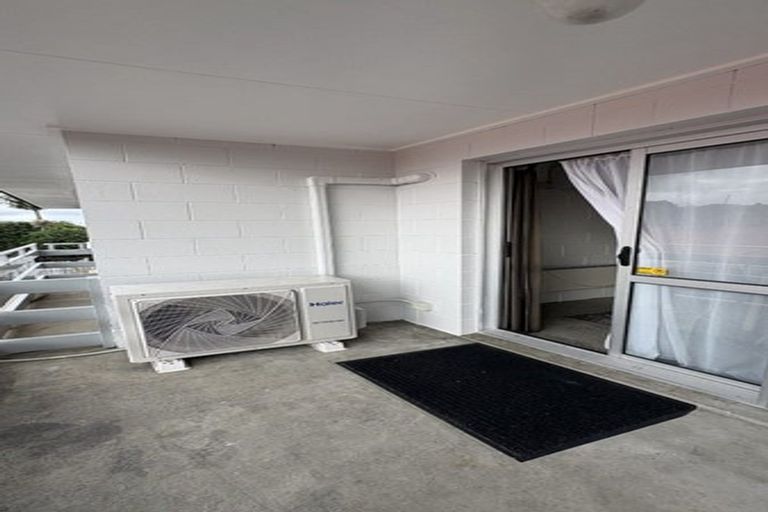 Photo of property in 12 Central Avenue, Avenues, Whangarei, 0110