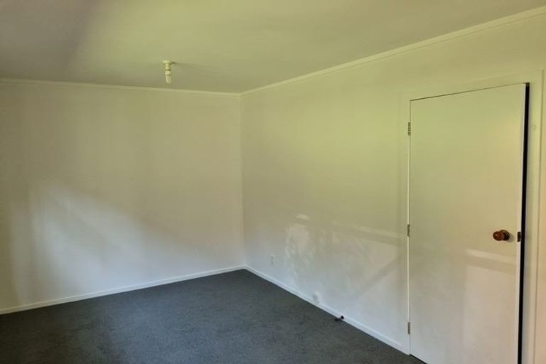 Photo of property in 1/80 Sunnyside Road, Sunnyvale, Auckland, 0612