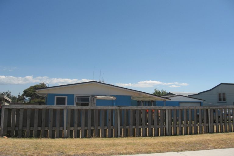 Photo of property in 288 Pukehina Parade, Pukehina, Te Puke, 3189