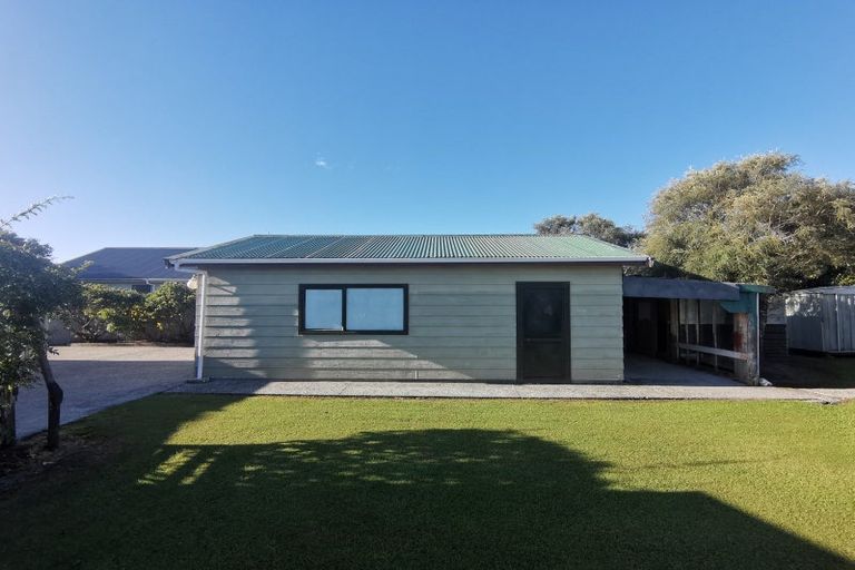 Photo of property in 124 Davie Street, Hokitika, 7810