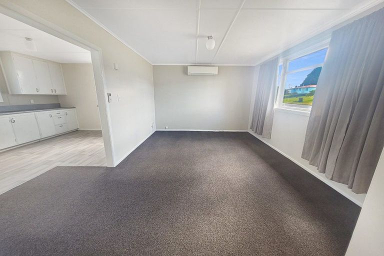 Photo of property in 16 Girvan Place, Tokoroa, 3420