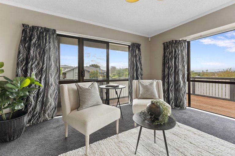 Photo of property in 2 Puketiro Drive, Feilding, 4702
