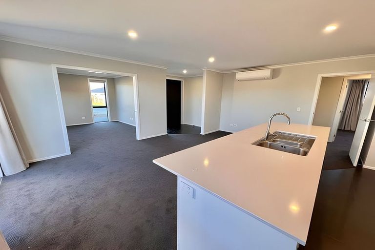 Photo of property in 5a Wexford Crescent, Halswell, Christchurch, 8025