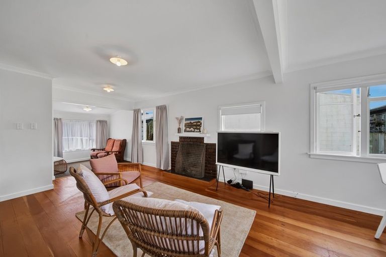 Photo of property in 87 Ngamotu Road, Spotswood, New Plymouth, 4310