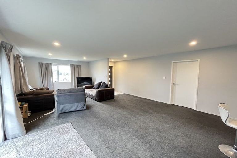 Photo of property in 22 Hannington Way, Rolleston, 7615