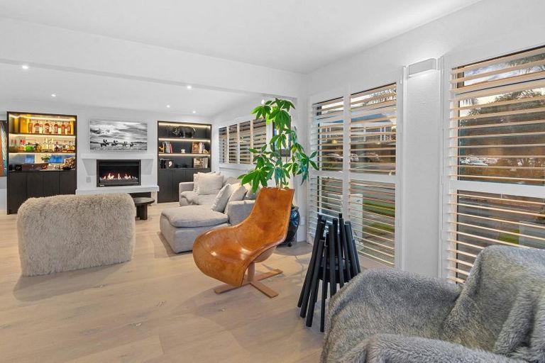 Photo of property in 15 The Strand, Takapuna, Auckland, 0622