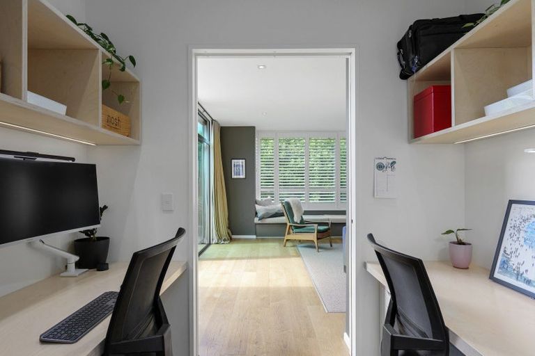 Photo of property in 93 Mays Road, St Albans, Christchurch, 8052