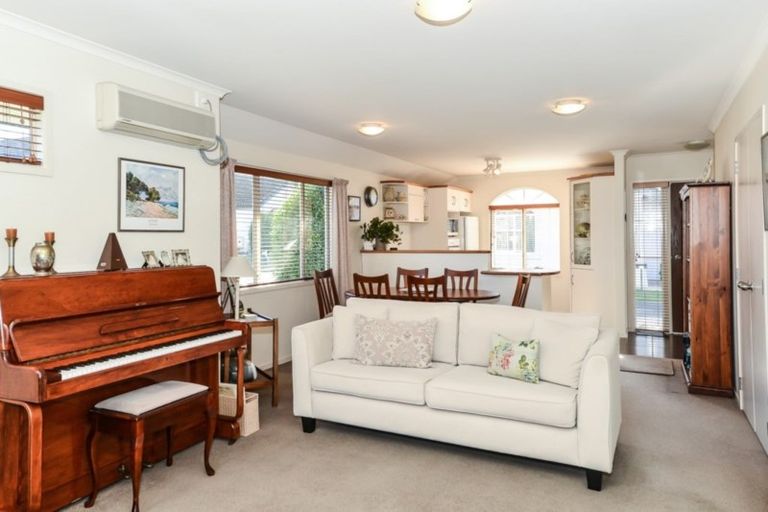 Photo of property in Village Gardens, 17/16u Rototuna Road, Flagstaff, Hamilton, 3210