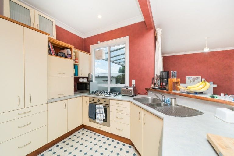 Photo of property in 8 Russell Street, Palmerston North, 4414
