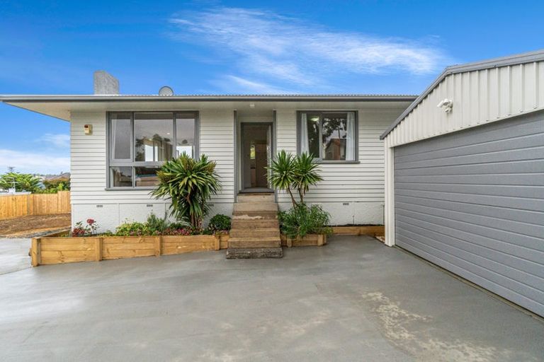 Photo of property in 13 Edgar Pearce Place, Howick, Auckland, 2014