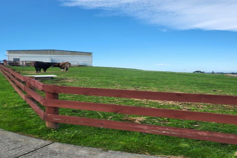 Photo of property in 1 Watts Street, Waipawa, 4210