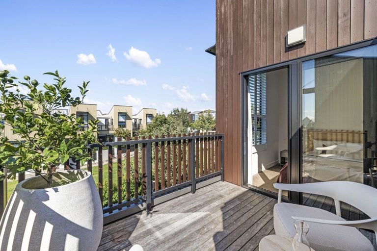 Photo of property in 20 Hastings Street, Hobsonville, Auckland, 0616