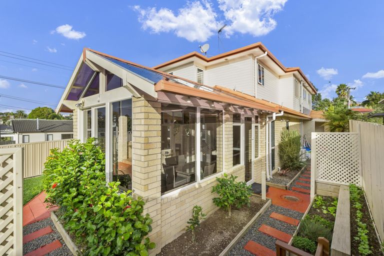 Photo of property in 8a Daytona Road, Henderson, Auckland, 0610