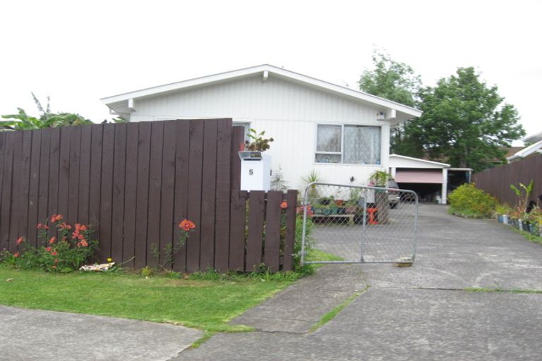 Photo of property in 5 Orly Avenue, Mangere, Auckland, 2022
