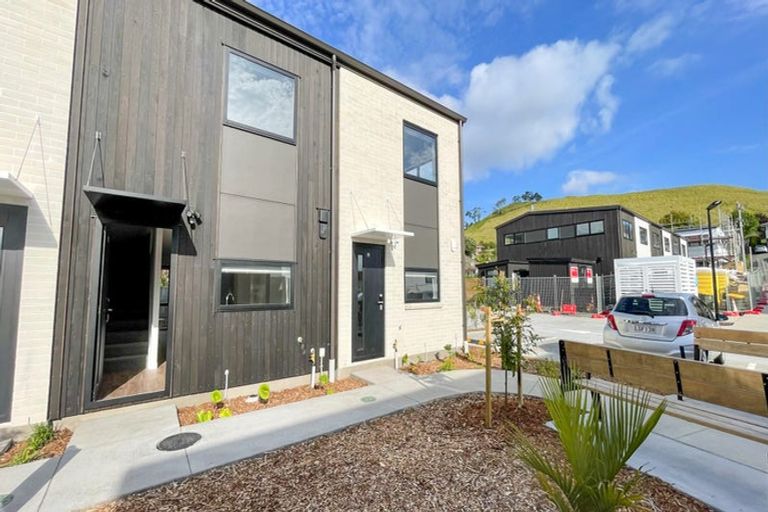 Photo of property in 13 Whanui Place, Mangere Bridge, Auckland, 2022