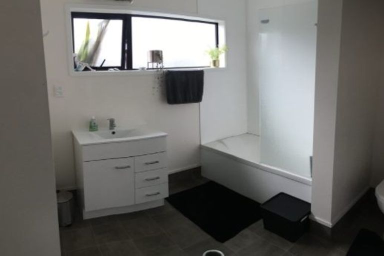 Photo of property in 2u4 Pitt Street, Frankton, Hamilton, 3204