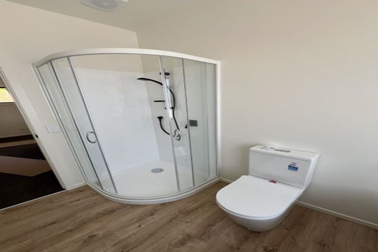 Photo of property in 20a Hastings Grove, Wainuiomata, Lower Hutt, 5014