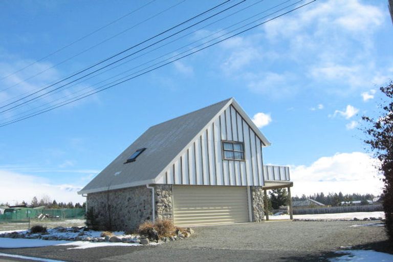 Photo of property in 45 Braemar Place, Twizel, 7901