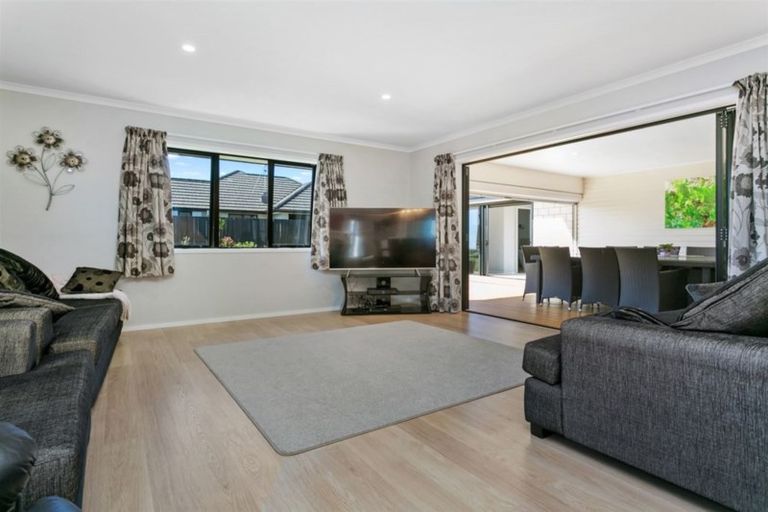 Photo of property in 39a Norfolk Drive, Cambridge, 3434