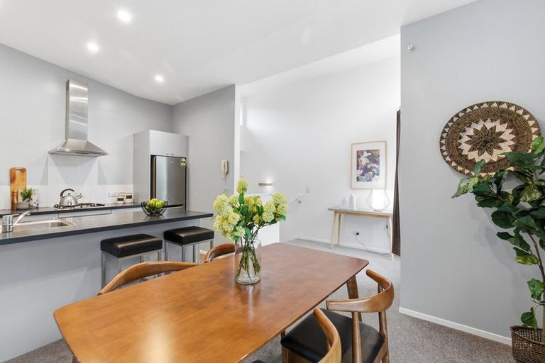 Photo of property in 2/114 Mitchell Street, Brooklyn, Wellington, 6021