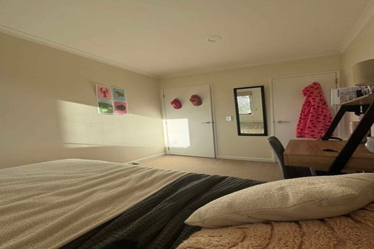 Photo of property in 3/27 The Rigi, Northland, Wellington, 6012