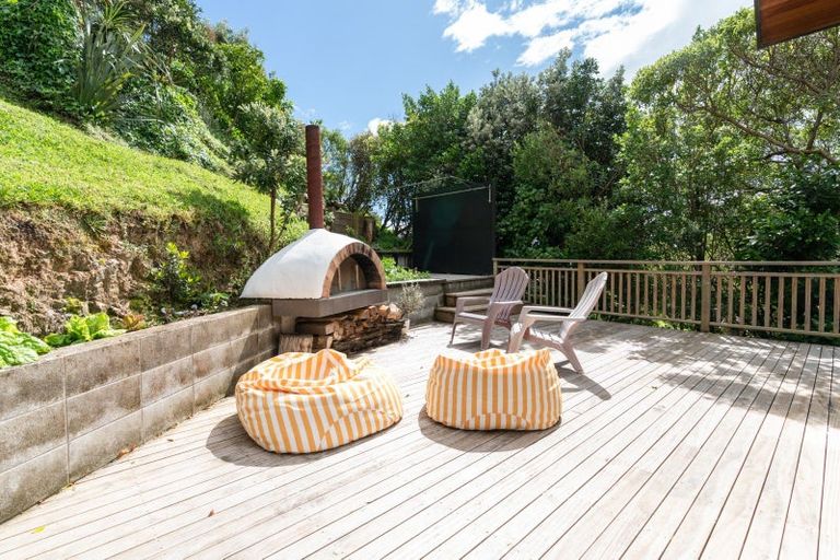 Photo of property in 26 Priscilla Crescent, Kingston, Wellington, 6021