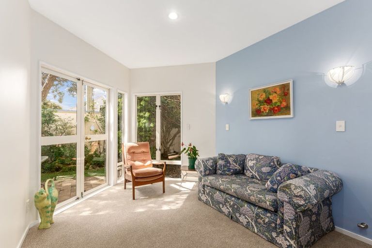 Photo of property in 38b Hinau Street, Woburn, Lower Hutt, 5011
