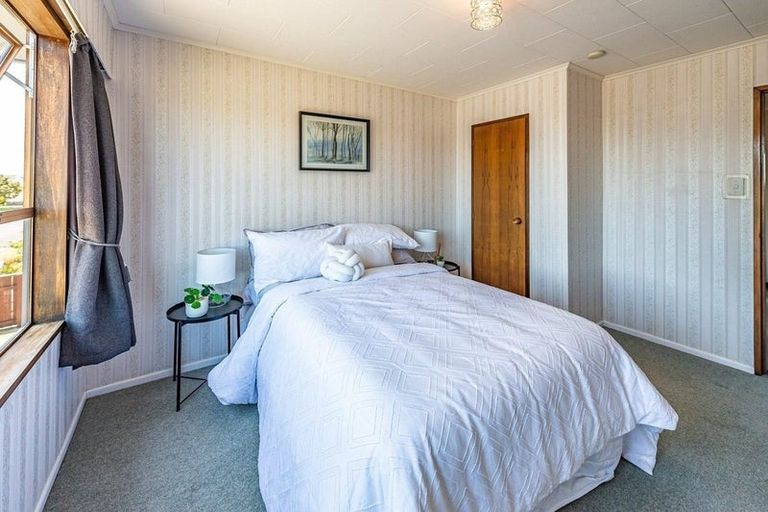 Photo of property in 19 Akepiro Place, Tawhero, Whanganui, 4501