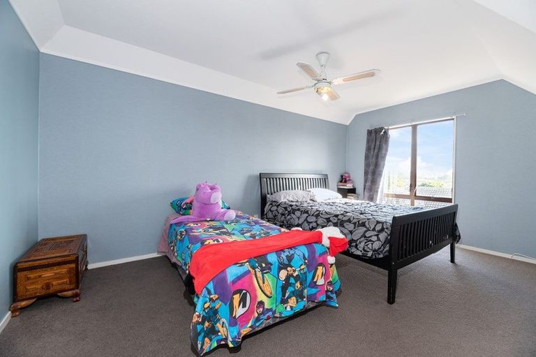 Photo of property in 4 Harvest Drive, Henderson, Auckland, 0612