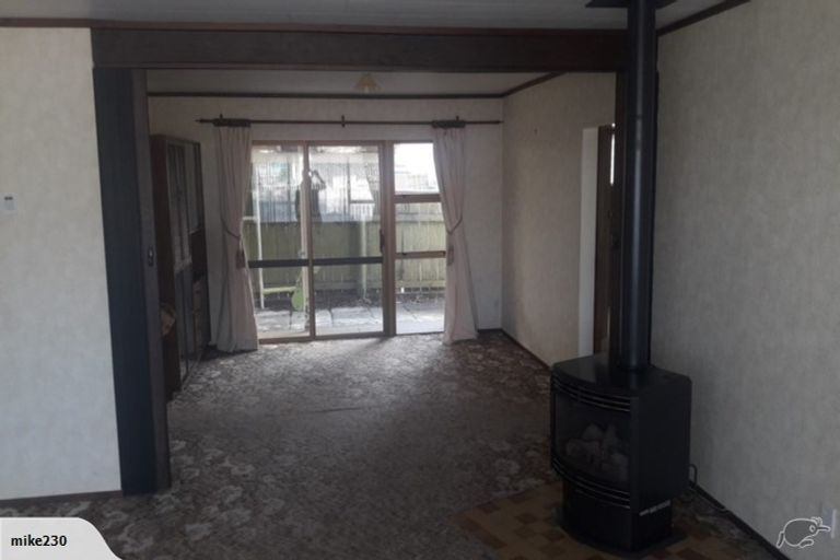 Photo of property in 36 Terry Crescent, Milson, Palmerston North, 4414