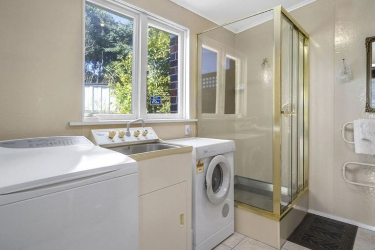 Photo of property in 303 The Parade, Island Bay, Wellington, 6023