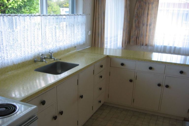 Photo of property in 9 Winiata Place, Otaki, 5512