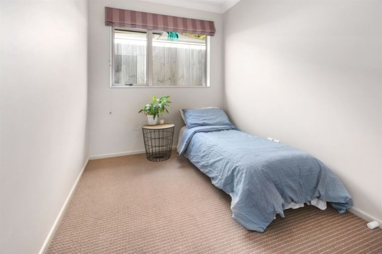 Photo of property in 76 Staithes Drive North, Whitby, Porirua, 5024