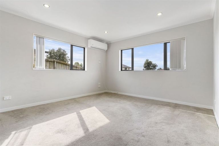 Photo of property in 88 Keri Vista Rise, Papakura, 2110