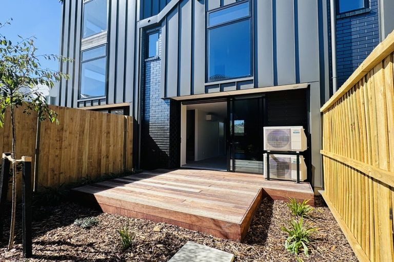 Photo of property in 17/24 Devonport Lane, St Albans, Christchurch, 8014