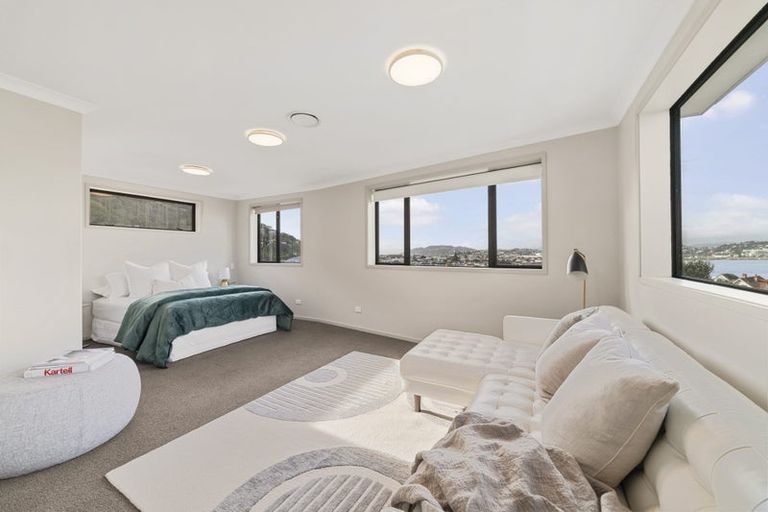 Photo of property in 216b Sutherland Road, Lyall Bay, Wellington, 6022