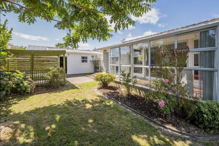 Photo of property in 84 Kirk Street, Otaki, 5512